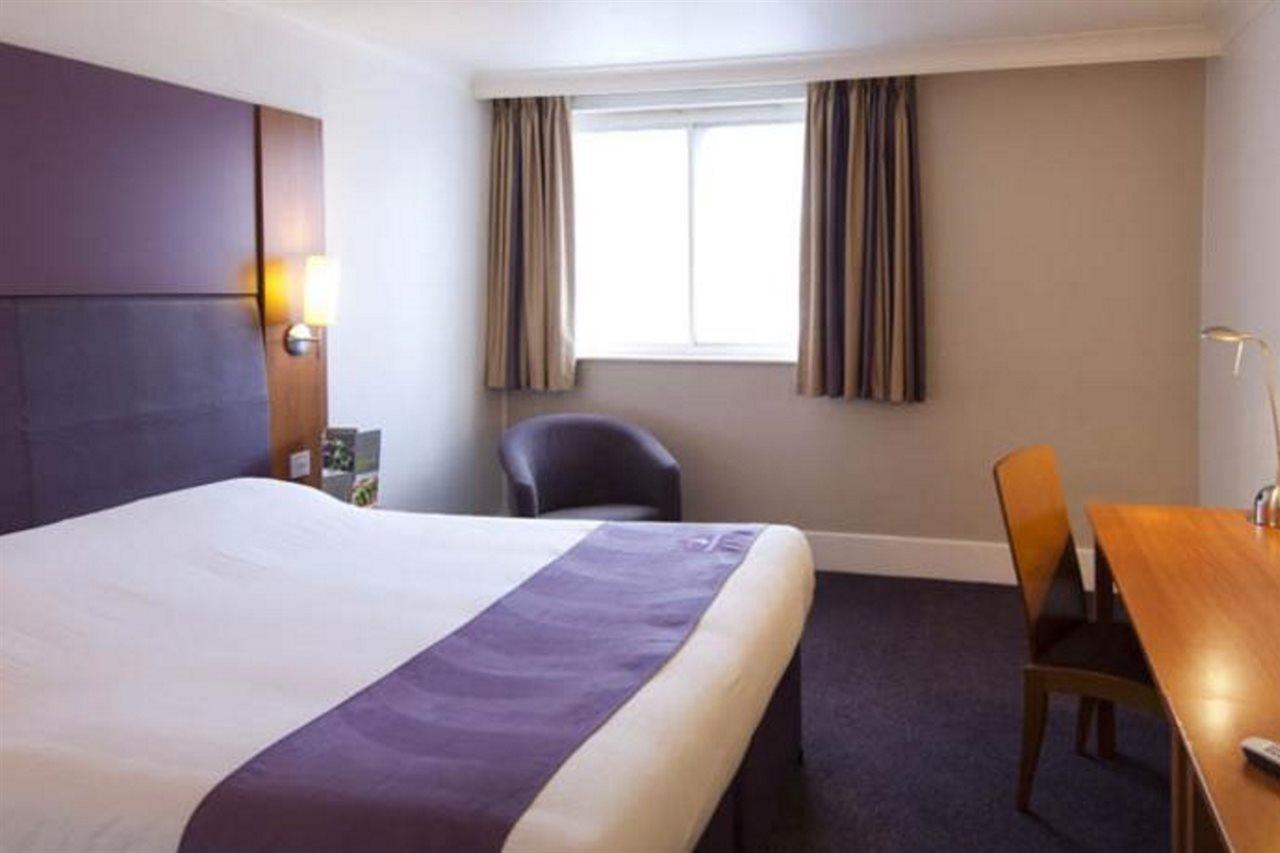 Premier Inn London Hayes, Heathrow Hayes  Exterior foto